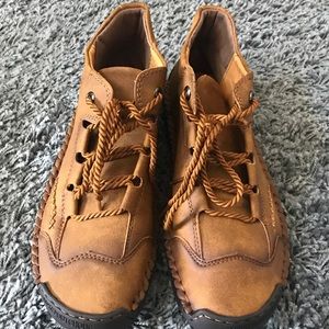 Hiking/Walking Men’s Shoes NWOT